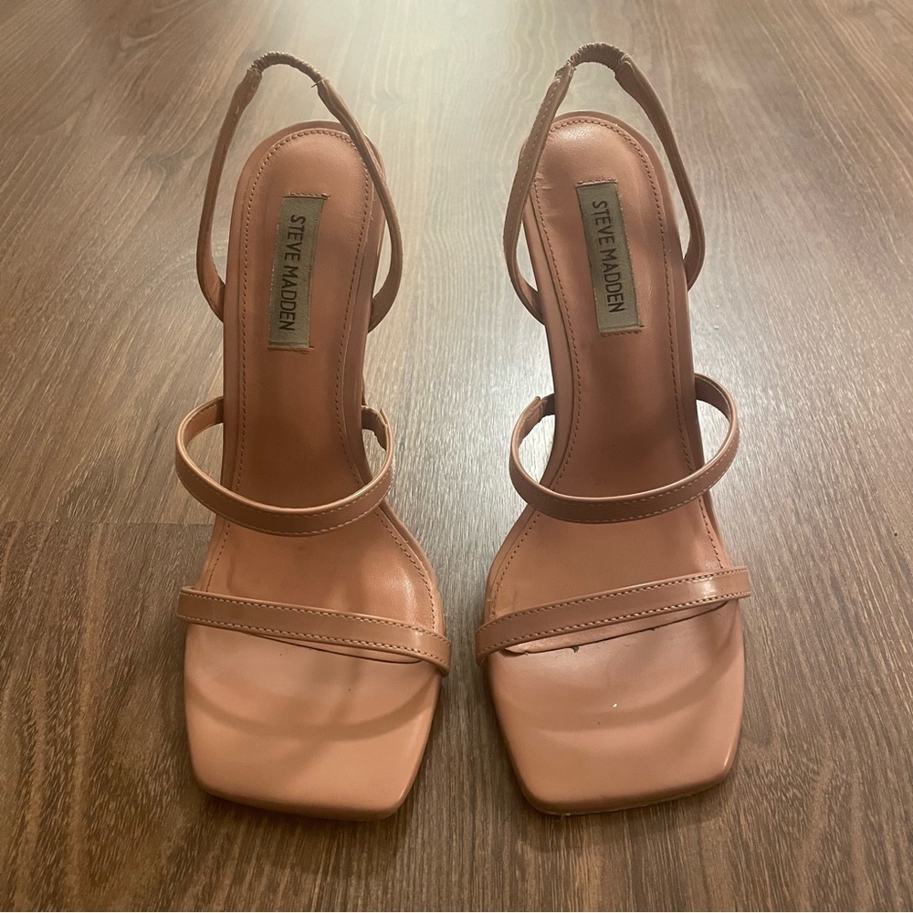 Steve Madden nude heels
